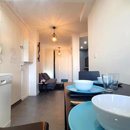 Le Meney Γκρενόμπλ